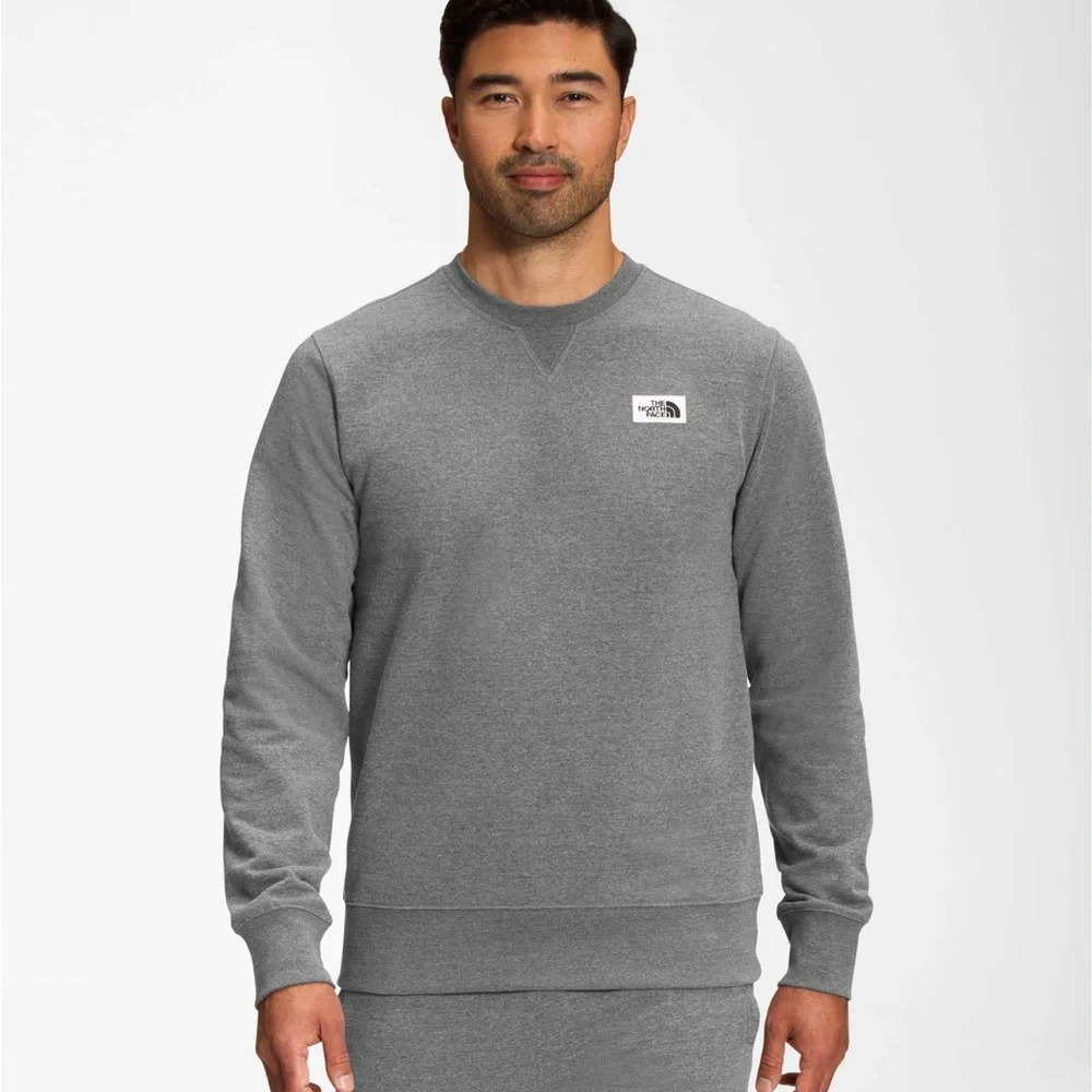 The North Face Men’s Size XS Heritage Patch Crew Sweatshirt Gray Pullover Fleece